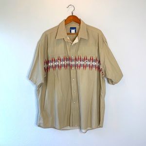 Vintage wrangler western wear Aztec style snap down short sleeve
